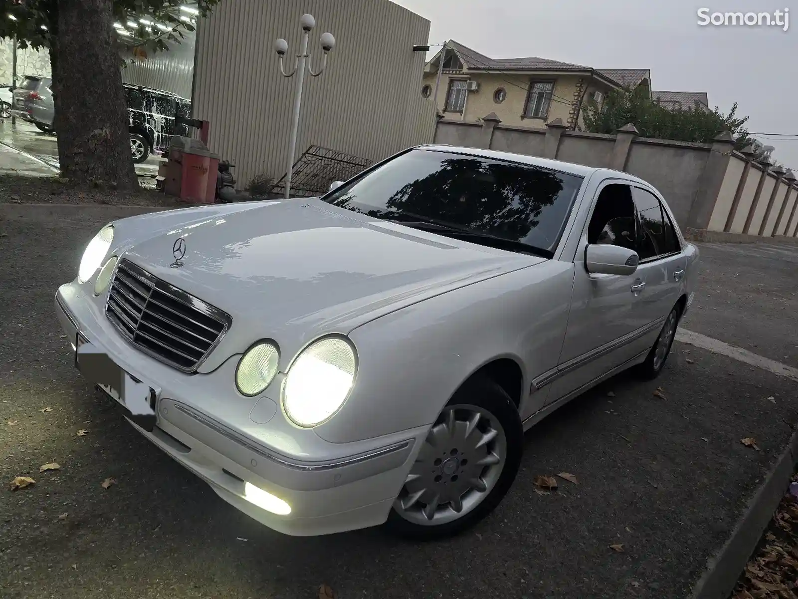 Mercedes-Benz E class, 2000-4