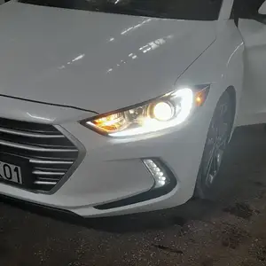 Hyundai Elantra, 2017