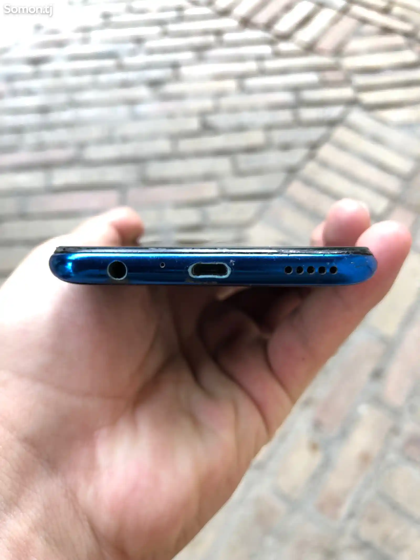 Honor 10i-3