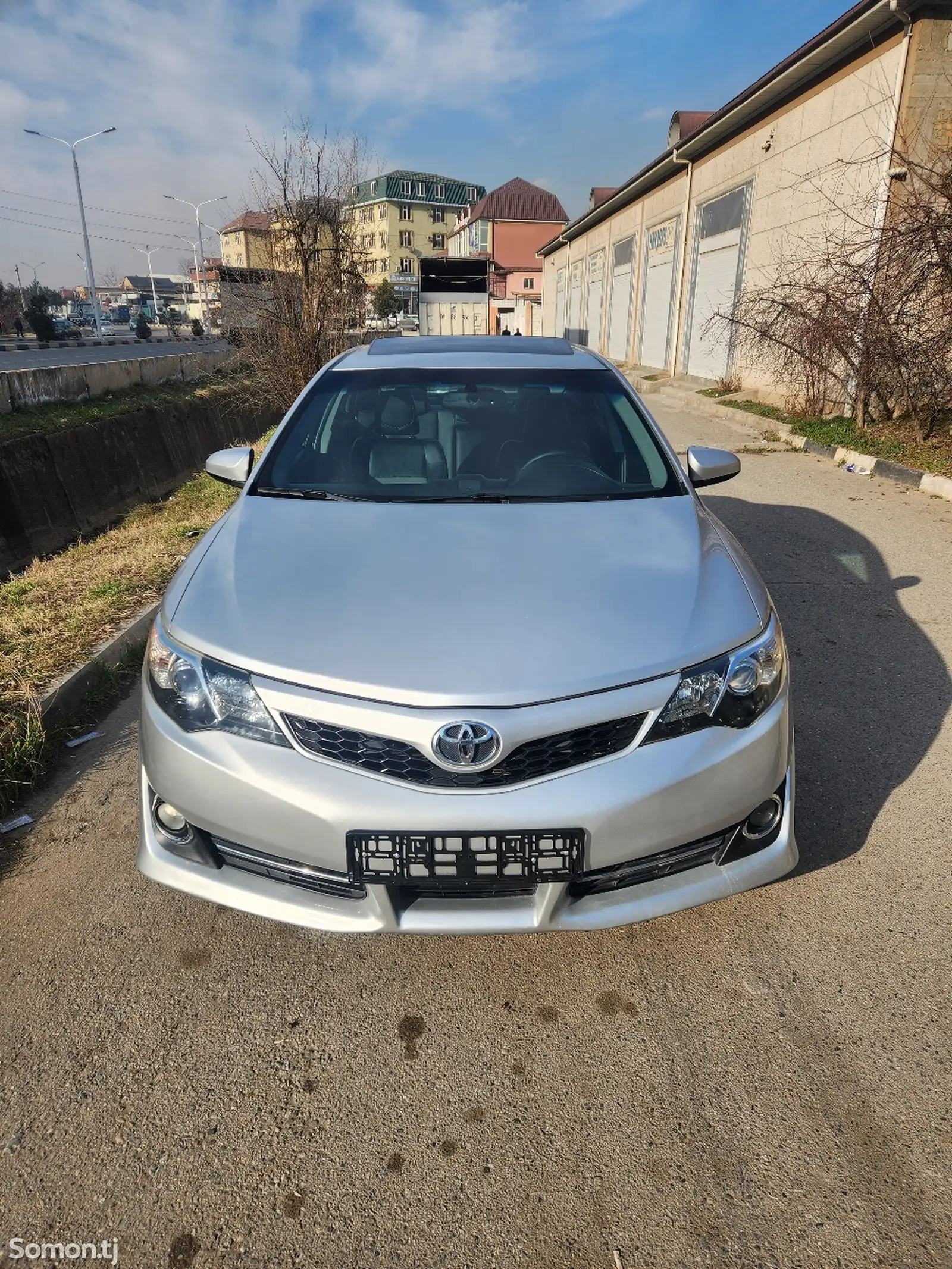 Toyota Camry, 2013-1