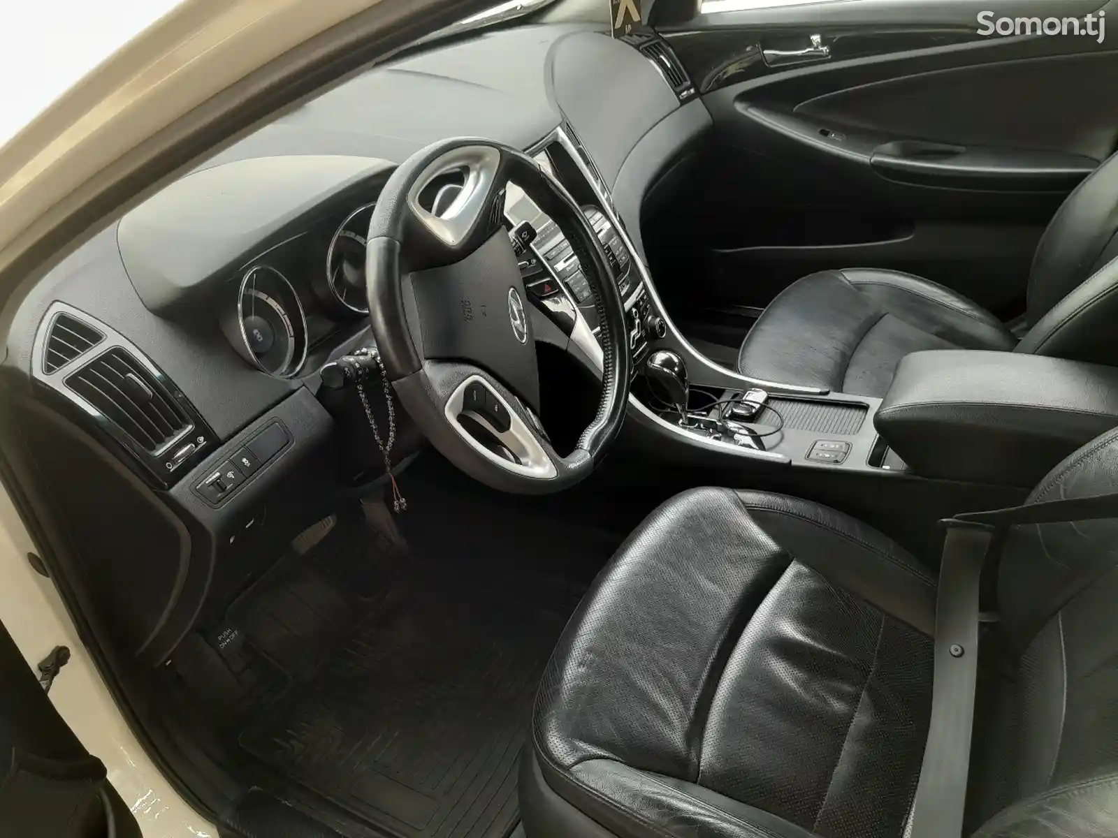 Hyundai Sonata, 2010-3