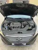 Hyundai Sonata, 2015-9