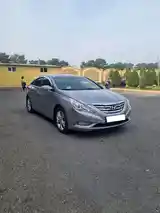 Hyundai Sonata, 2010-11