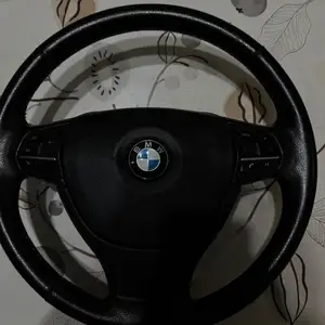 Руль BMW F10