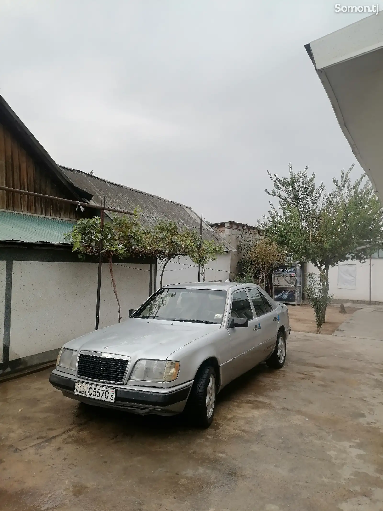 Mercedes-Benz W124, 1992-1