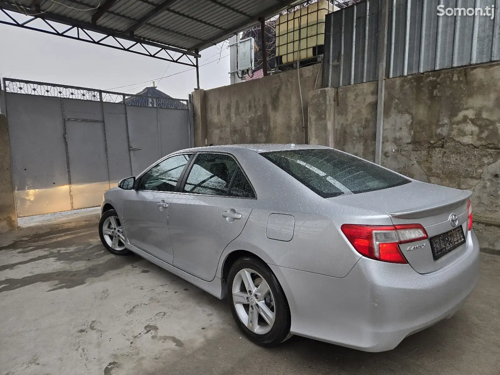 Toyota Camry, 2012-1