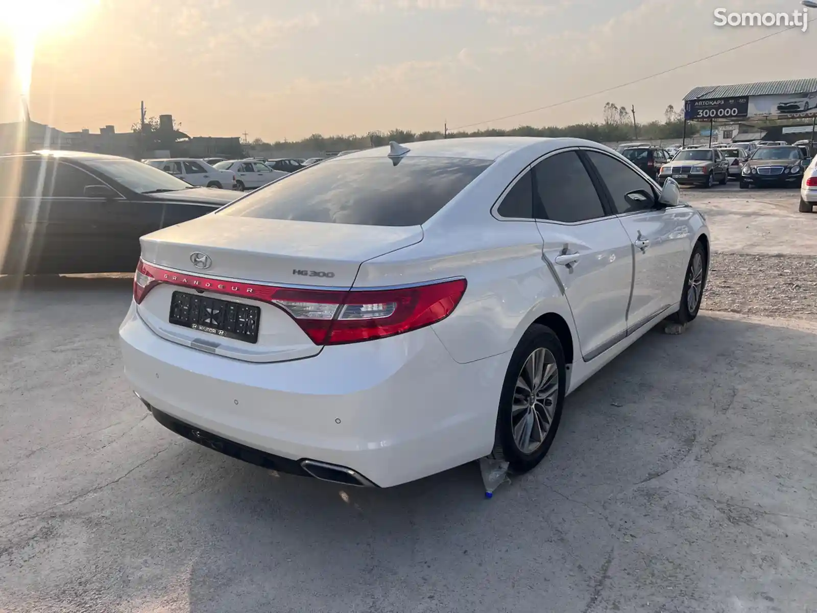 Hyundai Grandeur, 2015-10