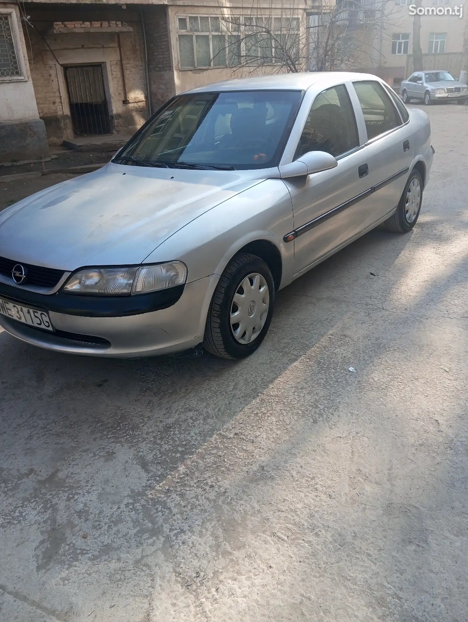 Opel Vectra в аренду-1