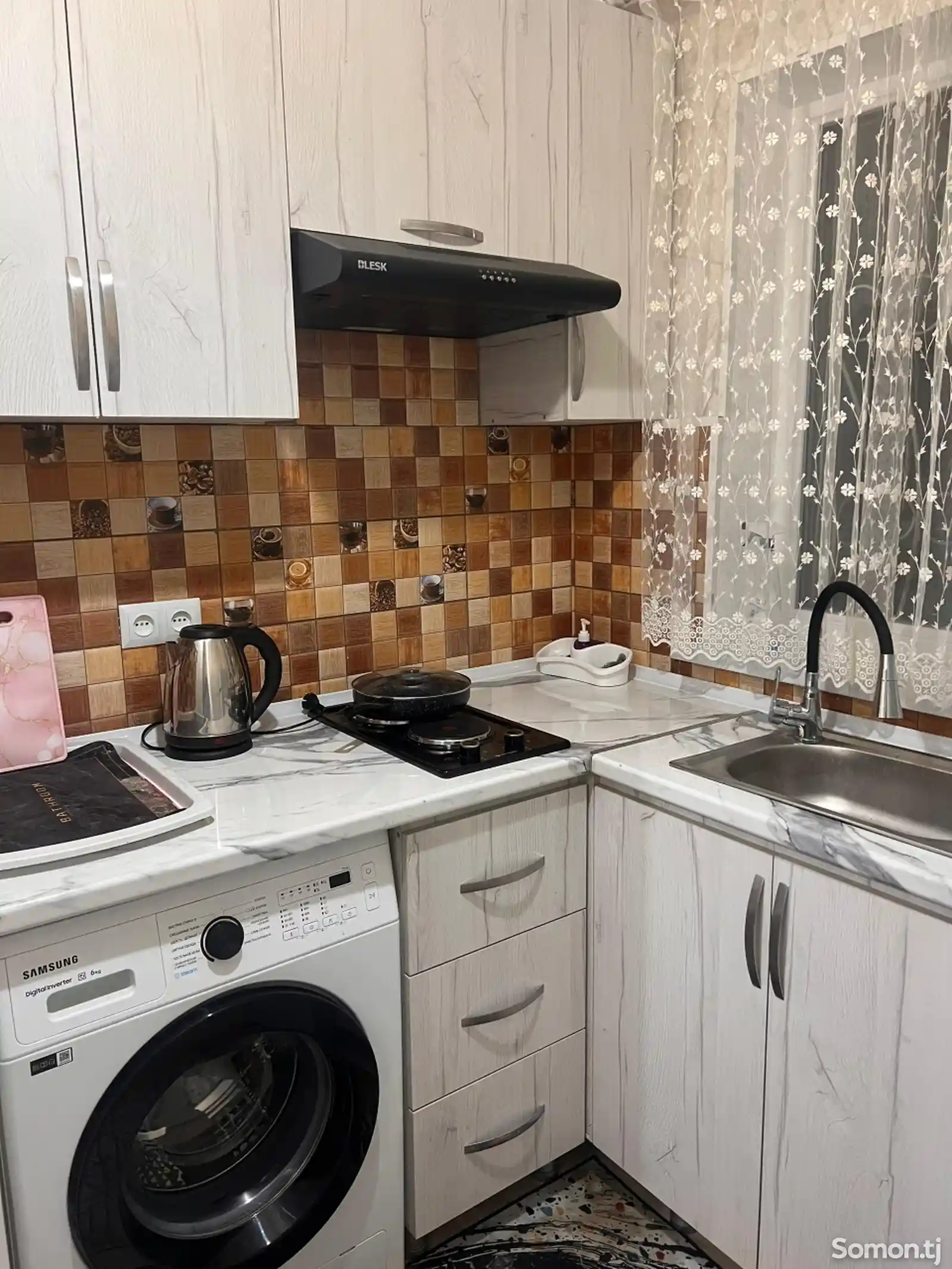 1-комн. квартира, 2 этаж, 40 м², Универмаг-8