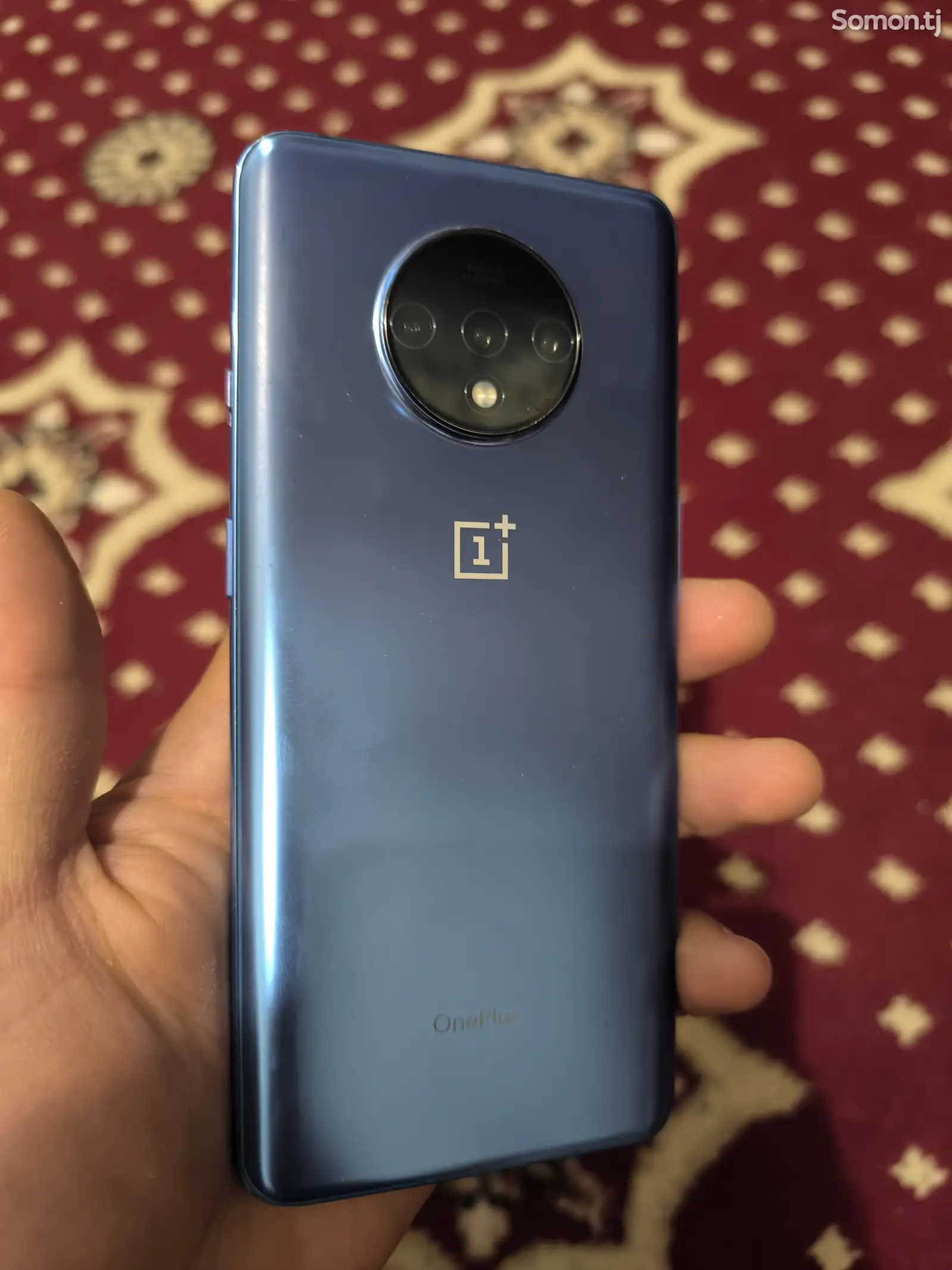 Телефон OnePlus-1