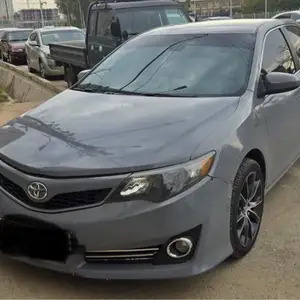 Toyota Camry, 2012