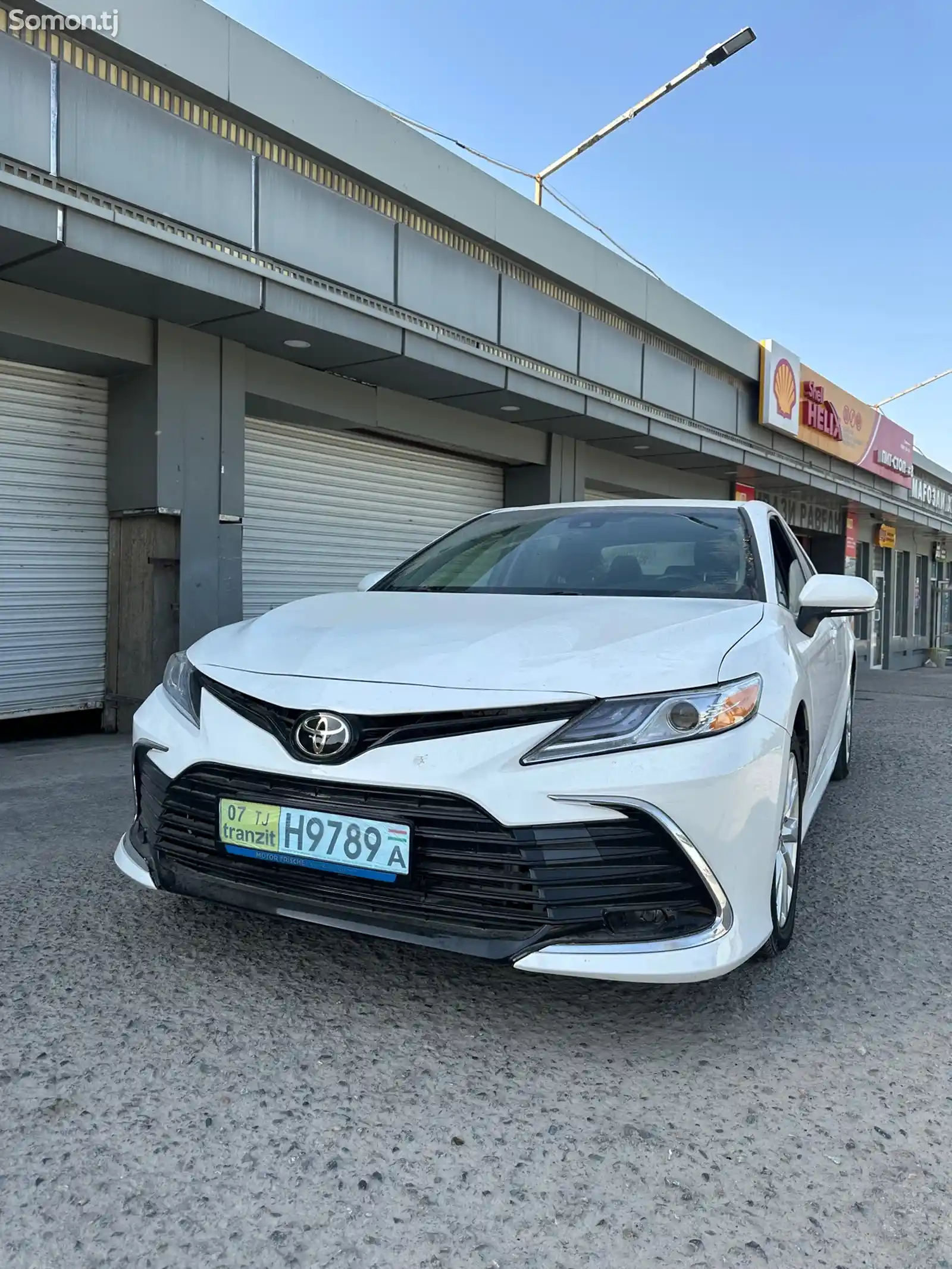 Toyota Camry, 2018-1