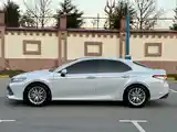 Toyota Camry, 2018-5