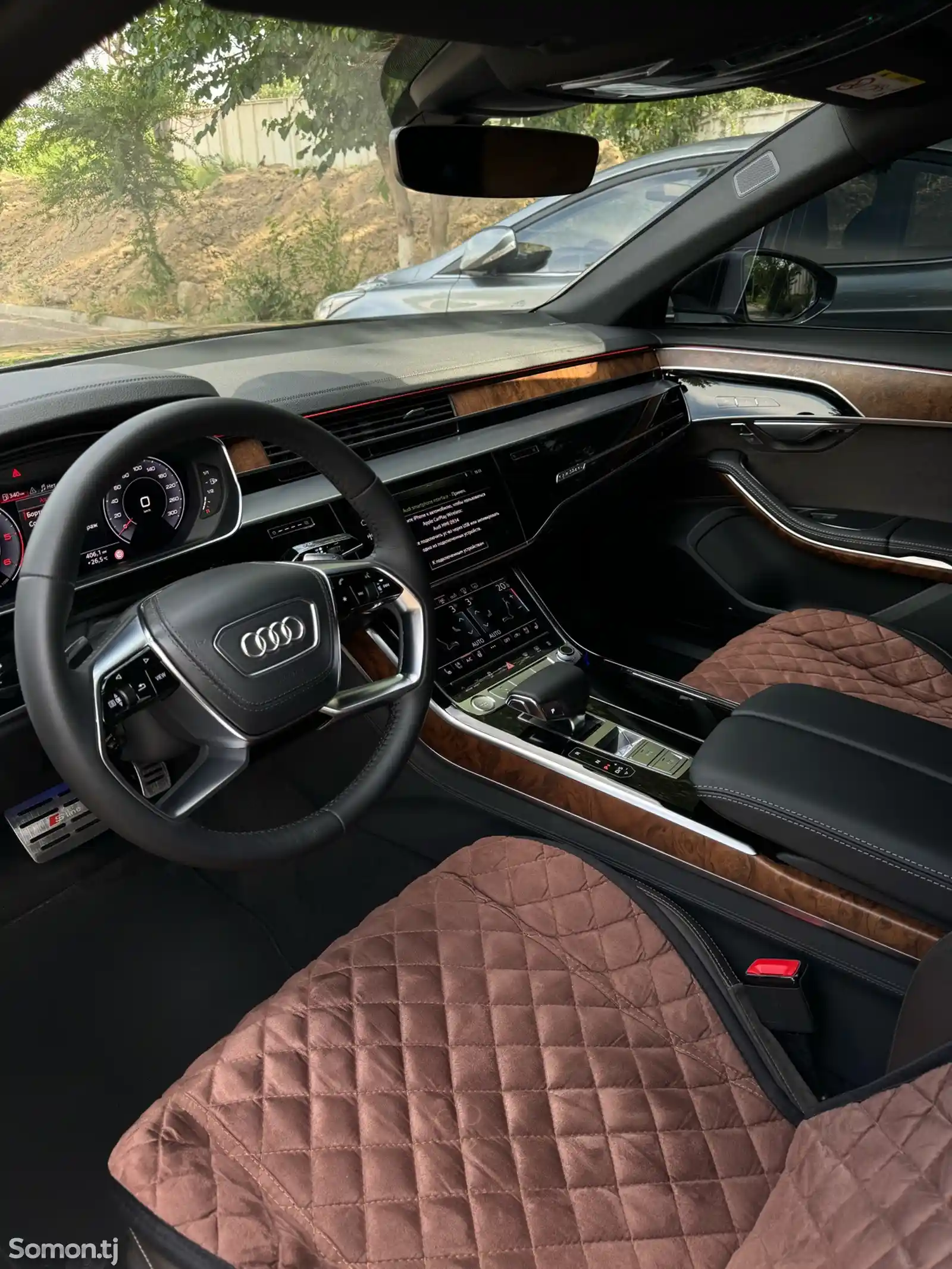 Audi A8, 2020-11