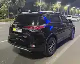 Toyota RAV 4, 2018-5