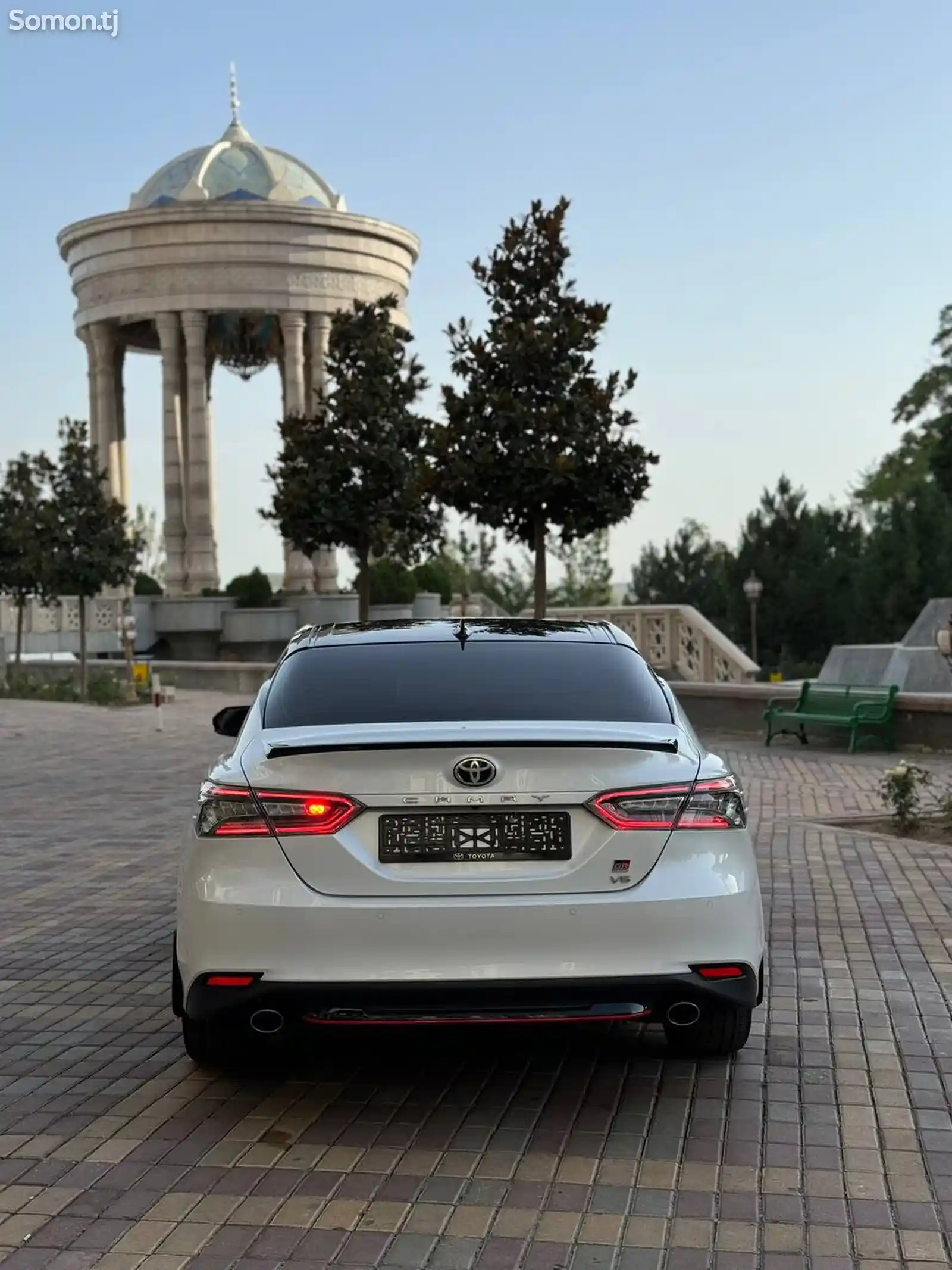 Toyota Camry, 2021-6