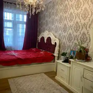 3-комн. квартира, 4 этаж, 74 м², Фирдавси