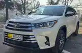 Toyota Highlander, 2017-4