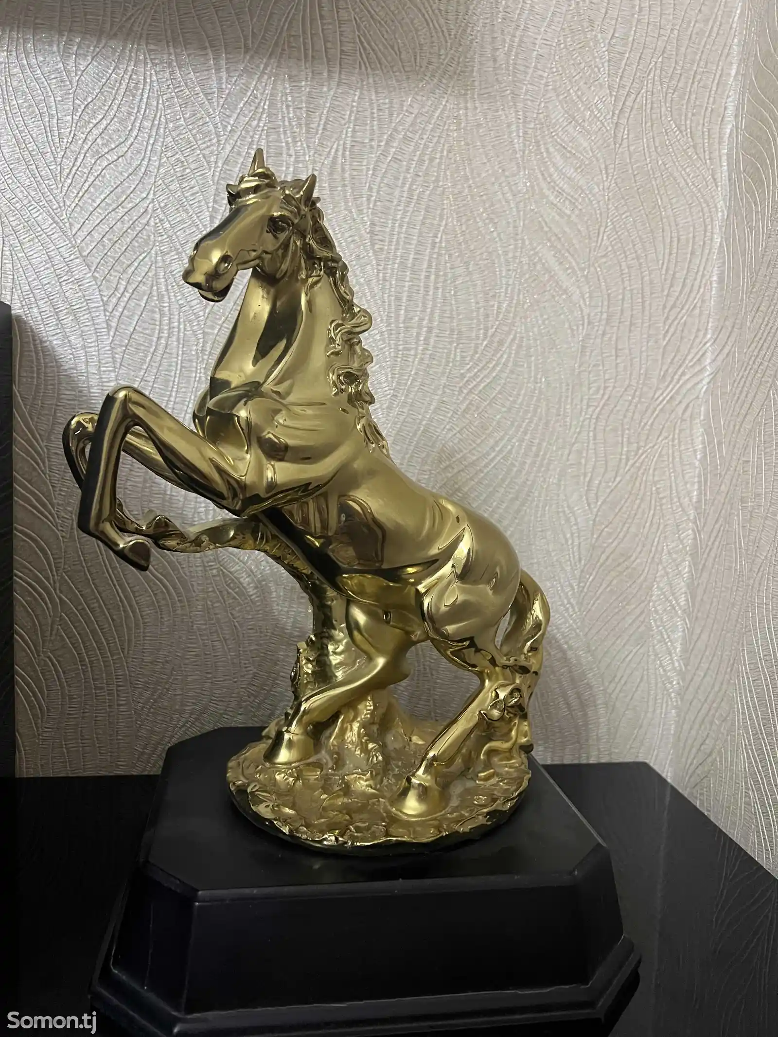 Сувенир - Золотистая лошадь-1