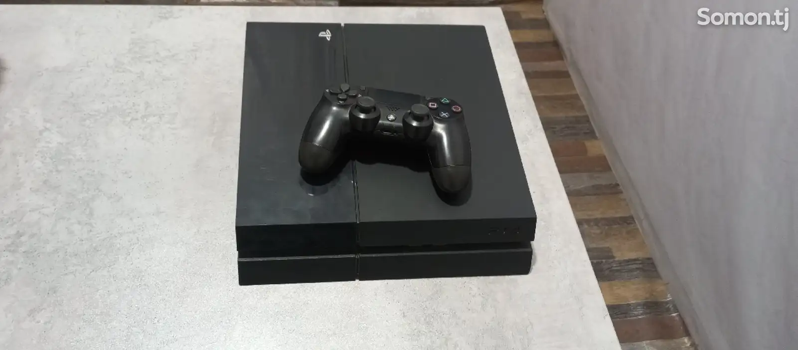 Игровая приставка Sony PS4-2