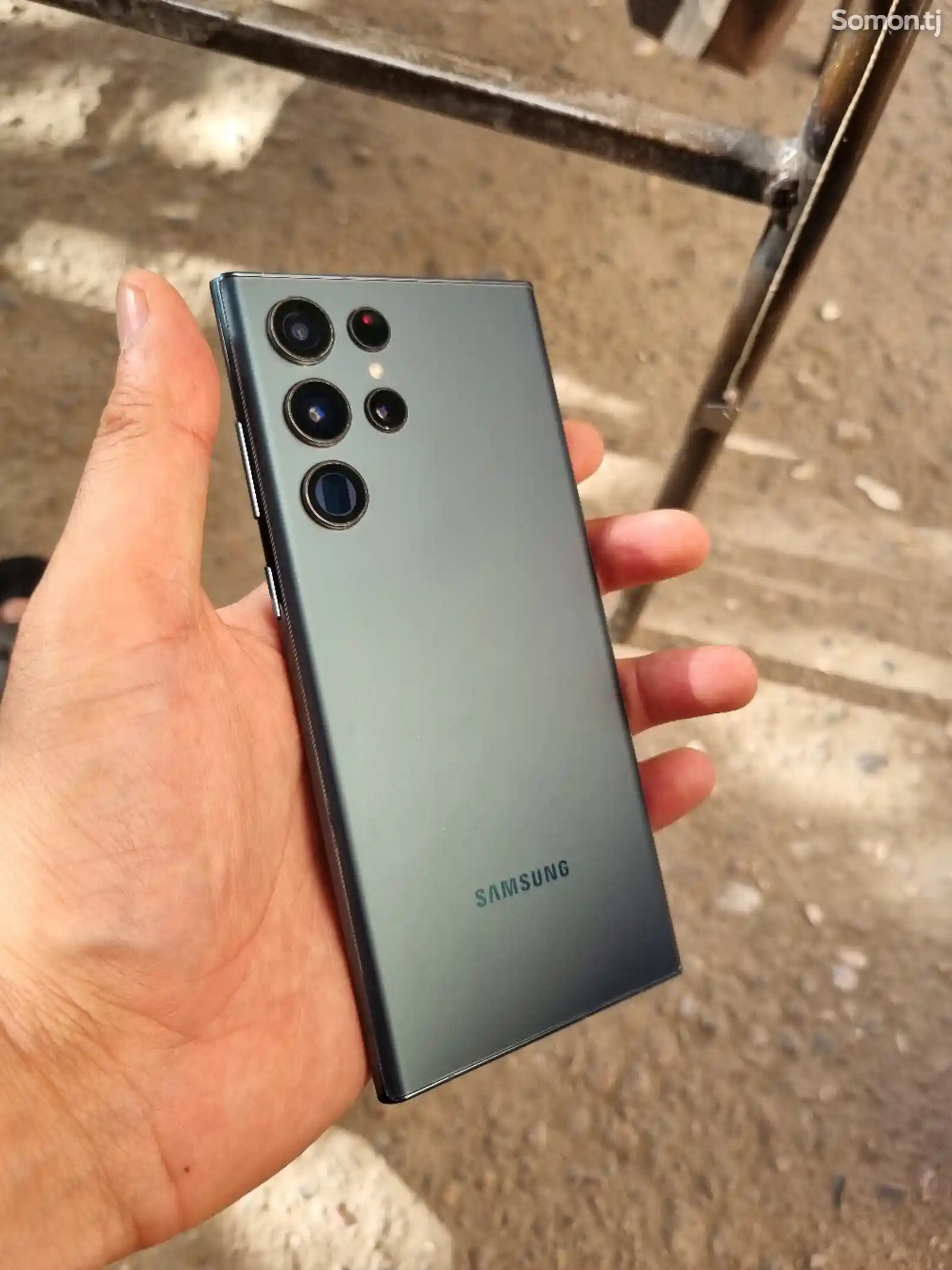 Samsung Galaxy S22 Ultra Duos-1