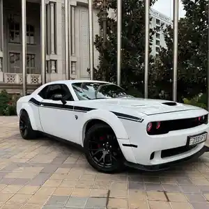 Dodge Challenger, 2015