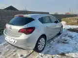 Opel Astra J, 2010-2