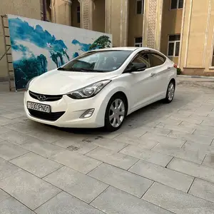 Hyundai Avante, 2010