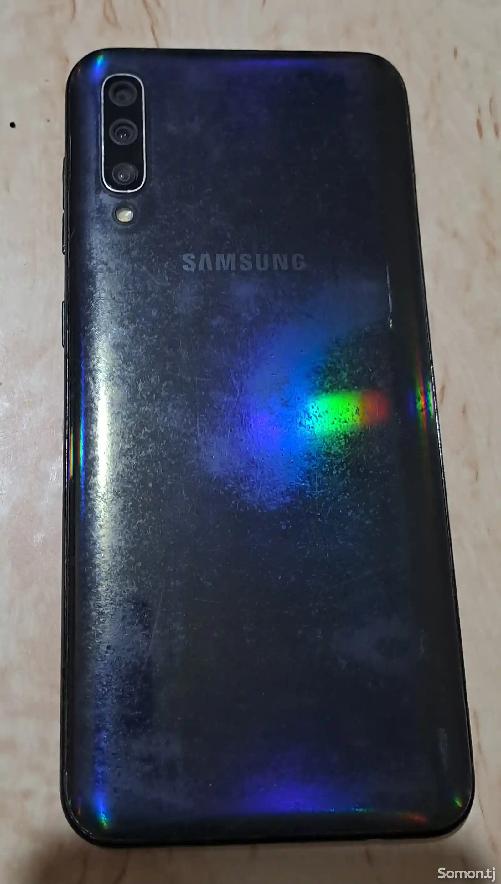 Samsung Galaxy a50-2