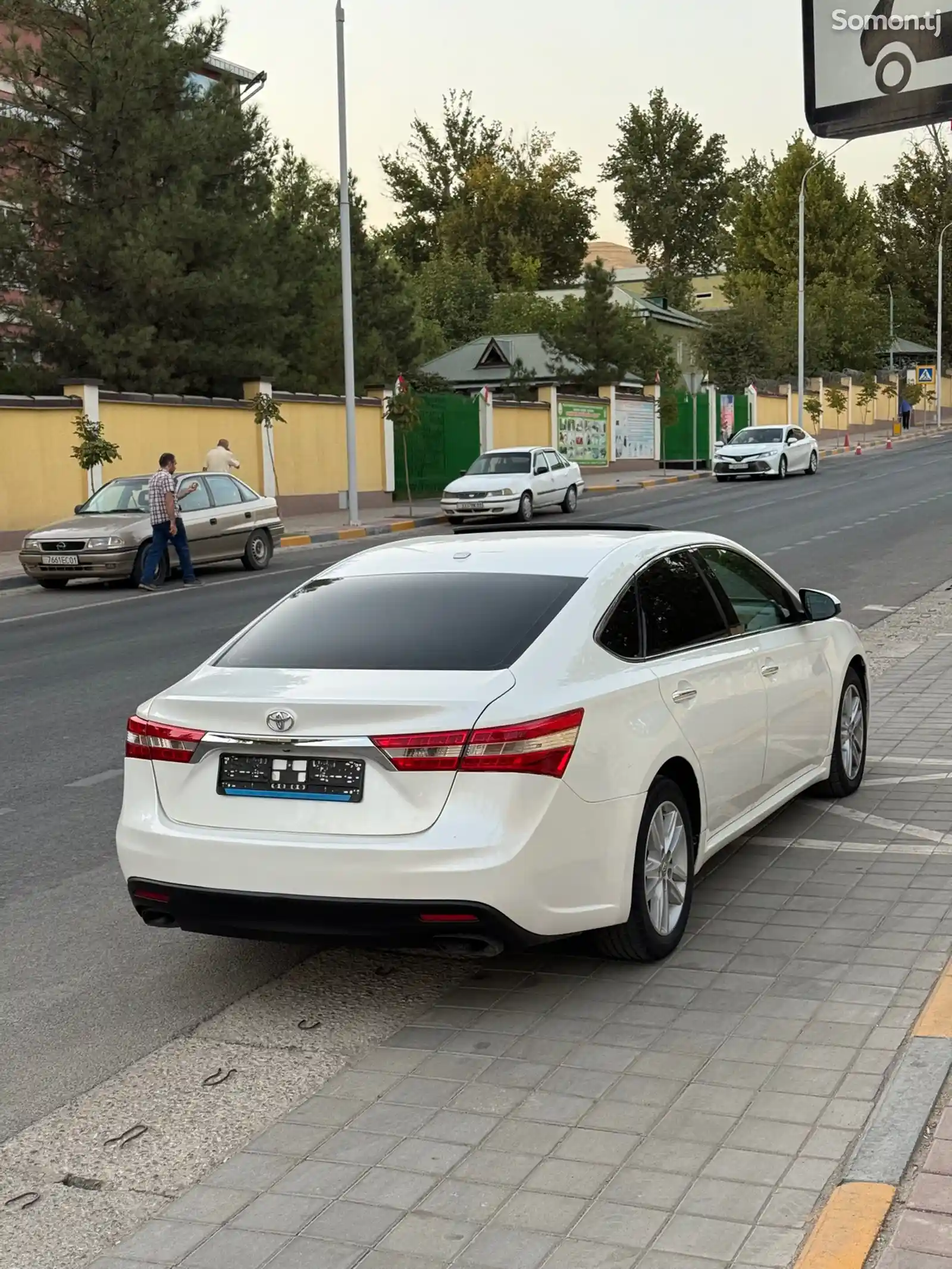 Toyota Avalon, 2013-6