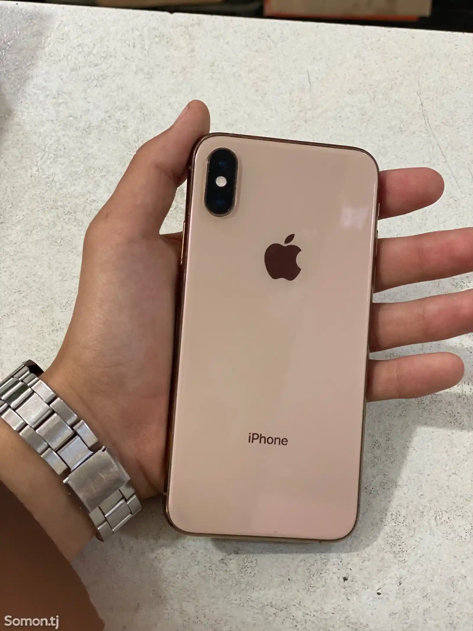 Apple iPhone Xs, 64 gb, Gold-1