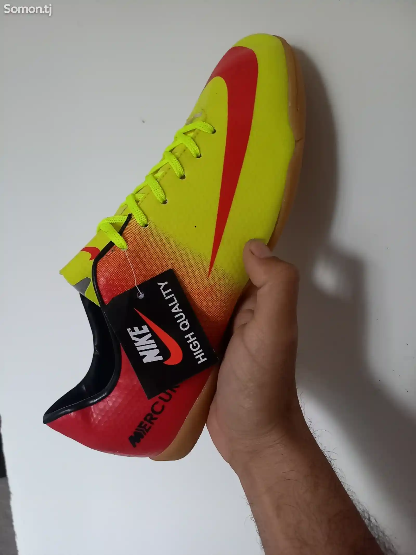 Футзалки Nike-1