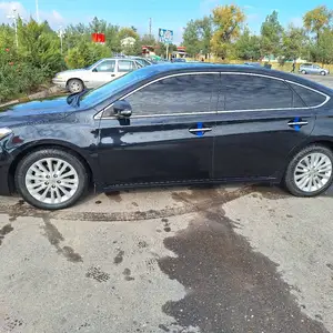 Toyota Avalon, 2015