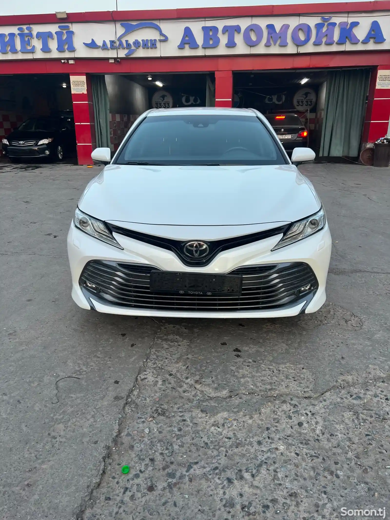 Toyota Camry, 2019-1