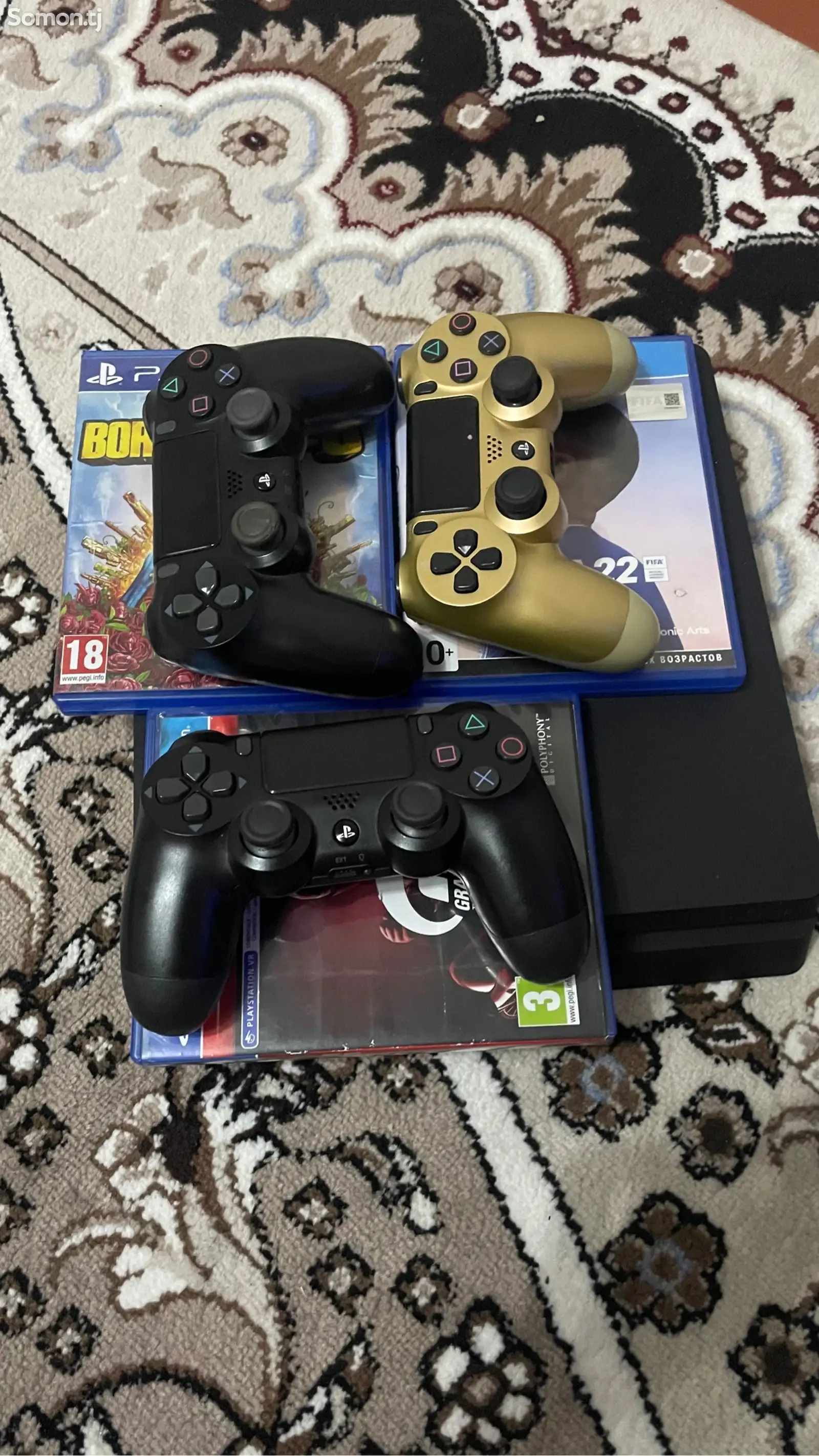 Игровая приставка Sony PlayStation 4 slim-1