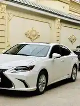 Lexus ES series, 2015-2