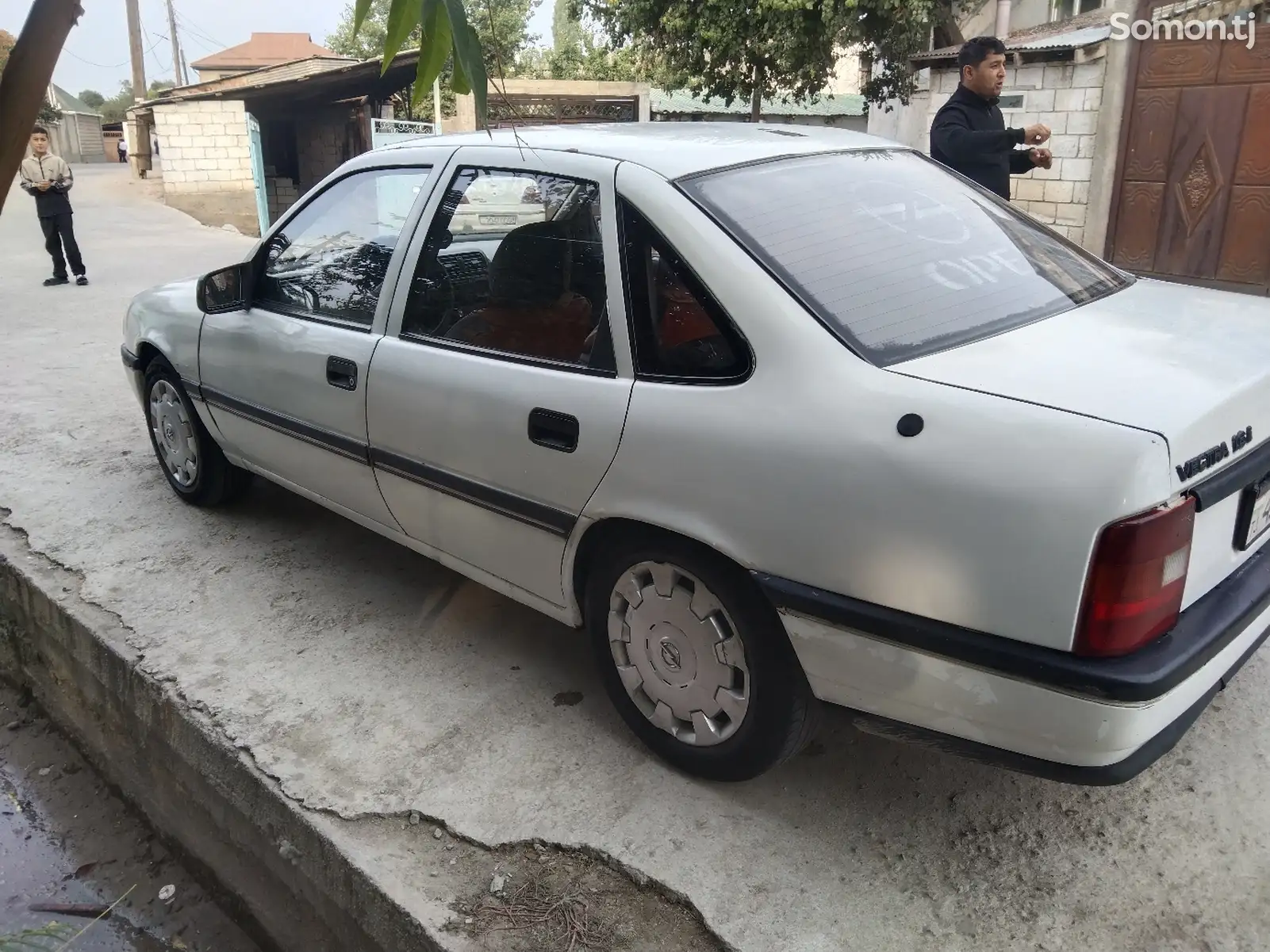 Opel Vectra A, 1992-3