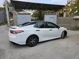 Toyota Camry, 2018-5