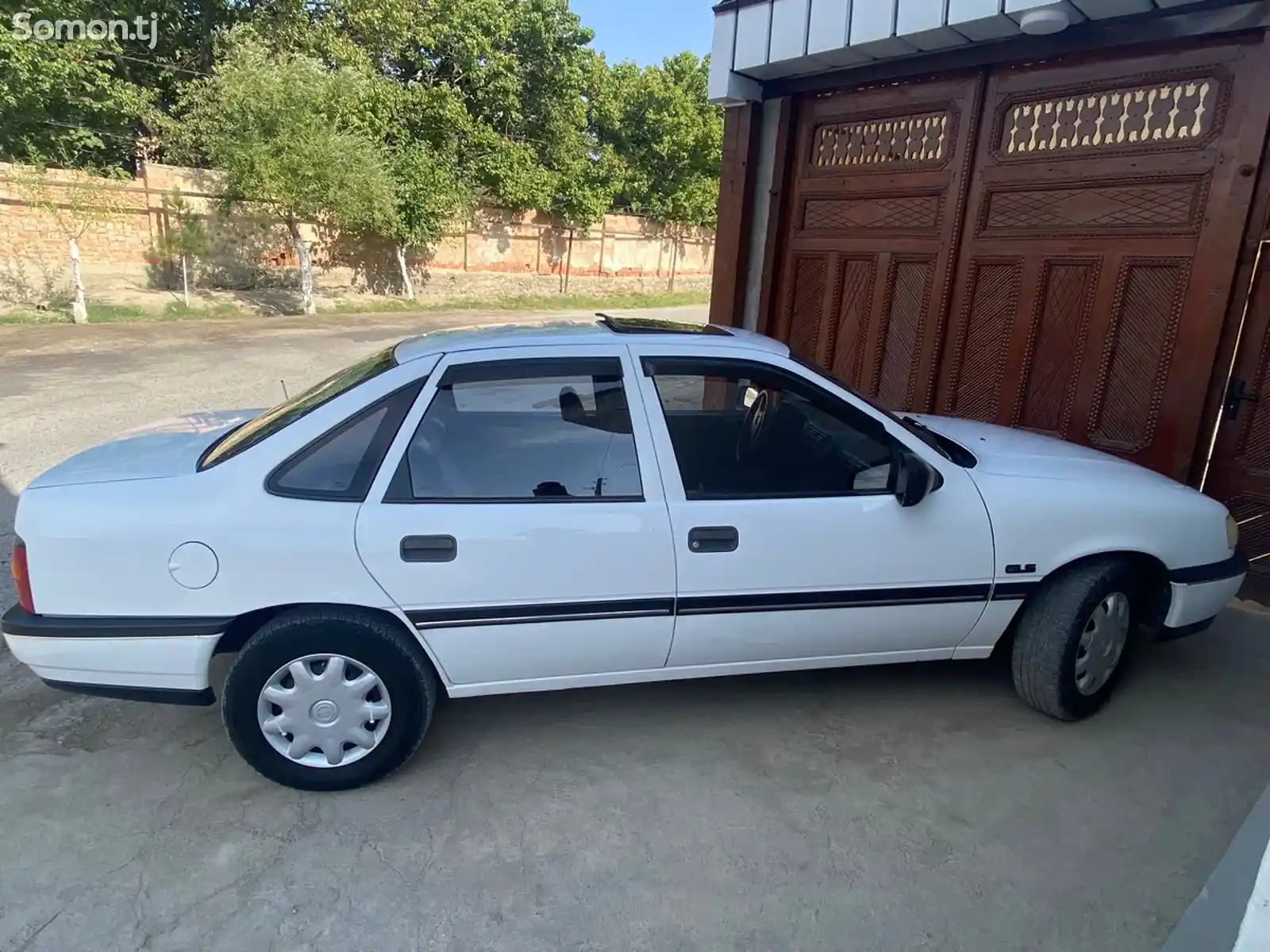 Opel Vectra A, 1992-3