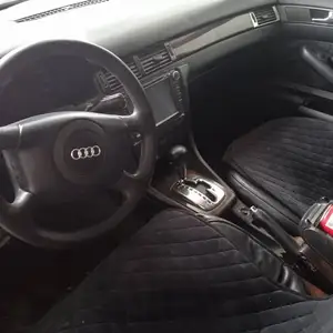 Audi A6, 2000