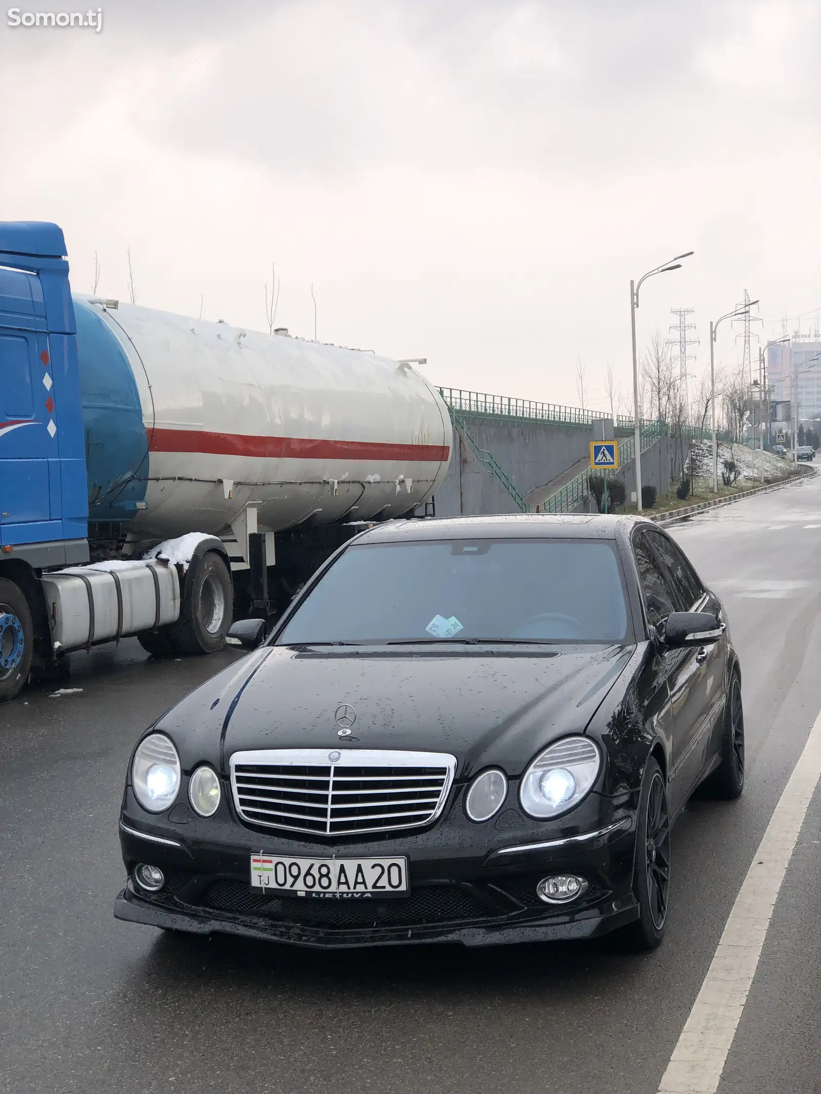 Mercedes-Benz E class, 2008-1