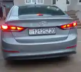 Hyundai Elantra, 2017-3