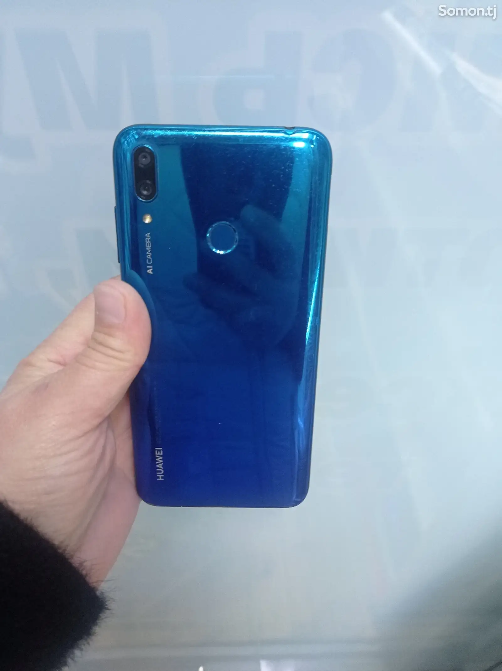 Huawei Y7