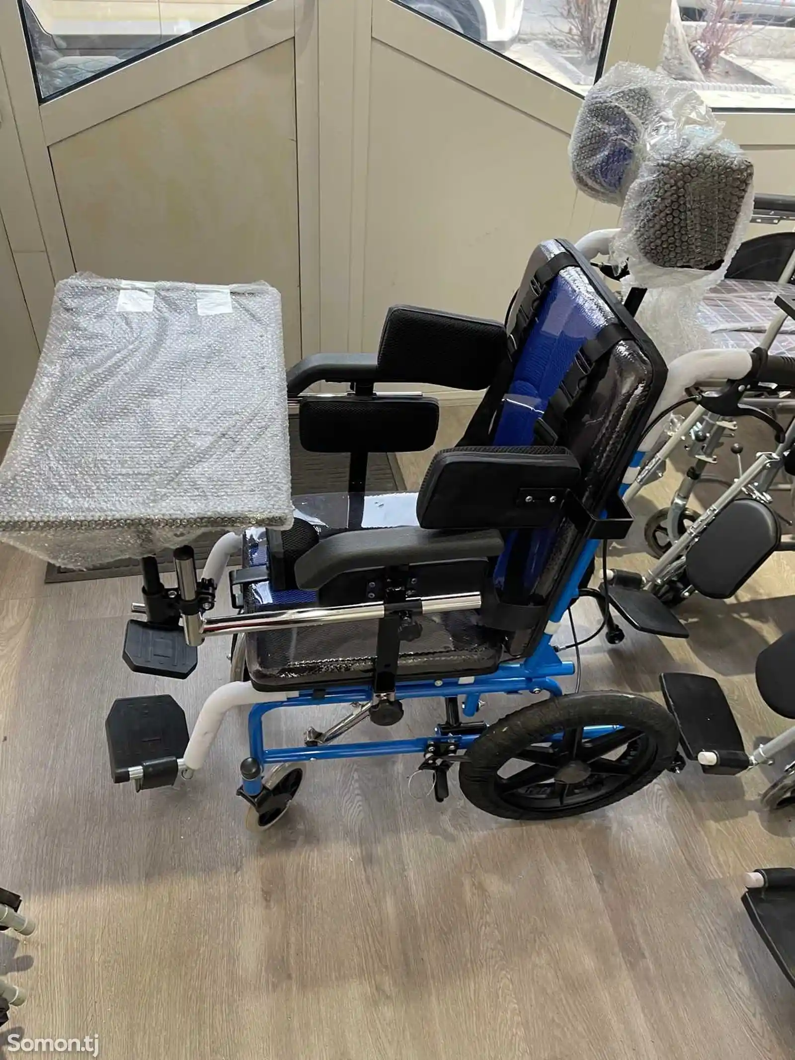 Инвалидная коляска для детей с ДЦП-2