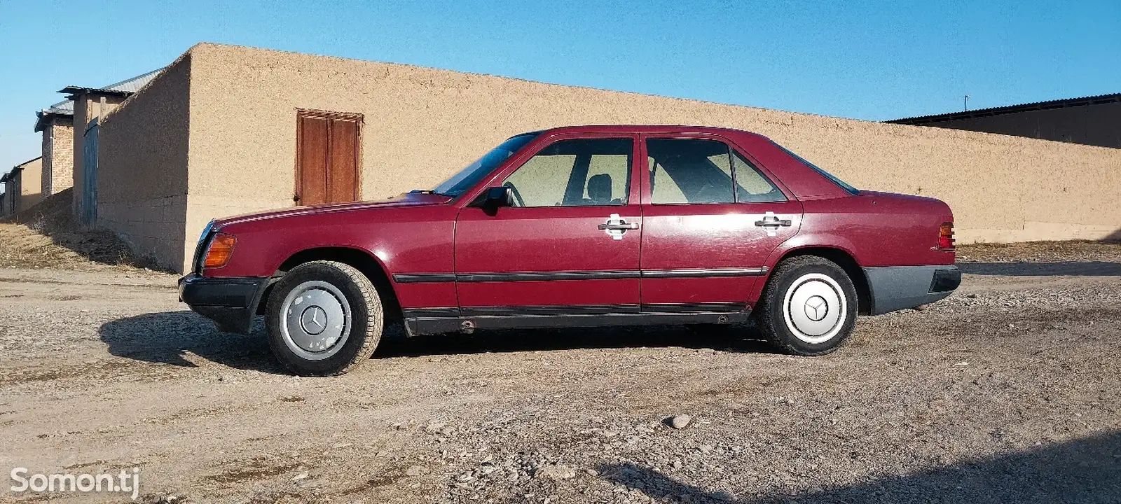 Mercedes-Benz W124, 1988-1