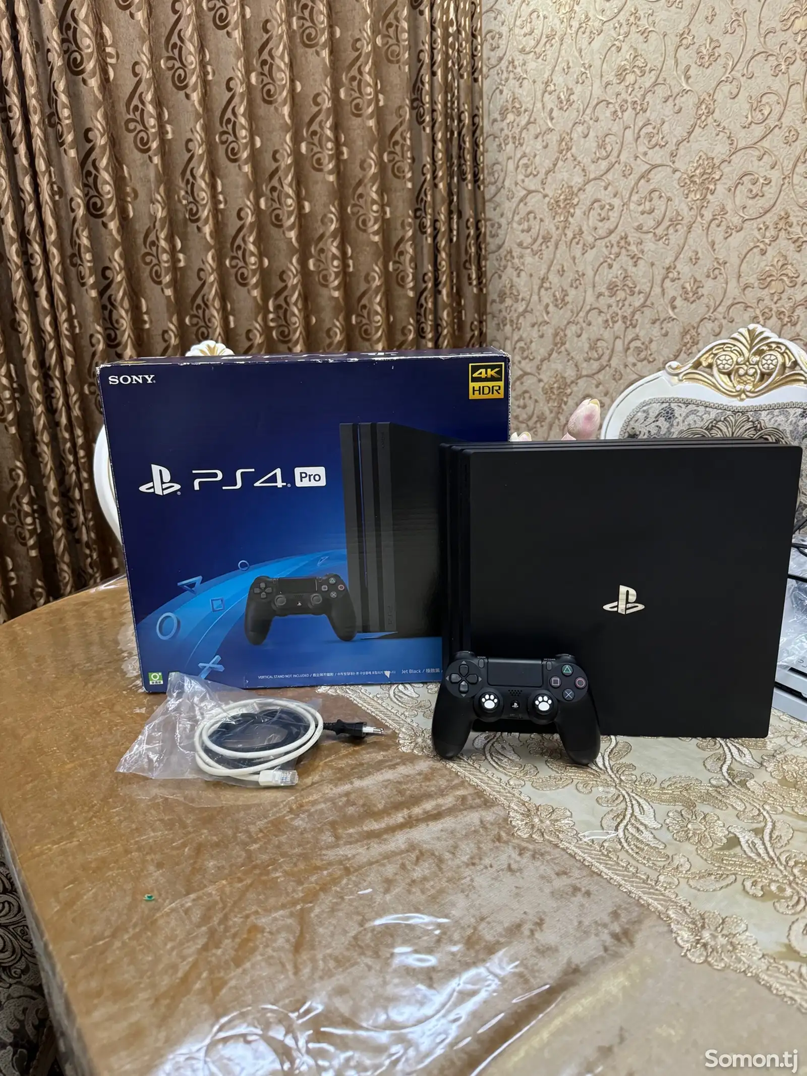 Игровая приставка Sony PlayStation 4pro