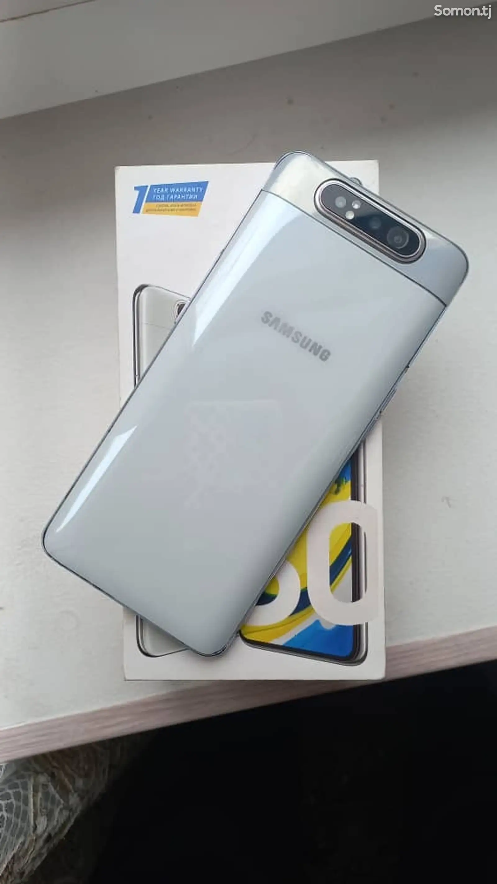 Samsung Galaxy A80-1