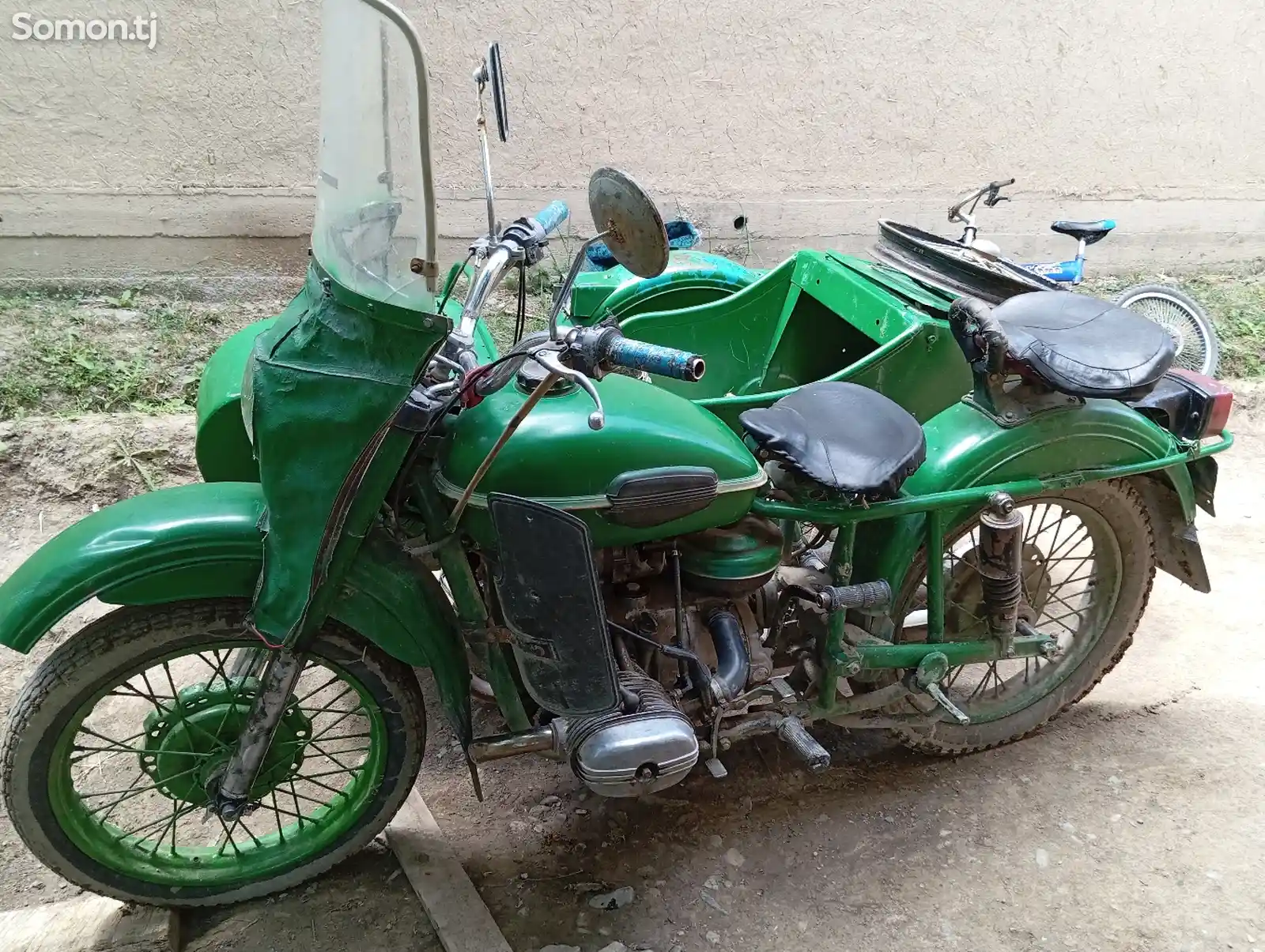 Мотоцикл Урал-8