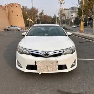 Toyota Camry, 2012