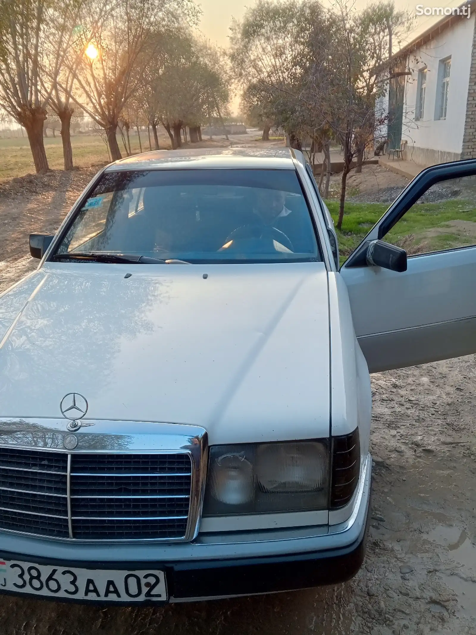 Mercedes-Benz W124, 1991-1